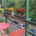 La Vie En Rose Flat Apartment *